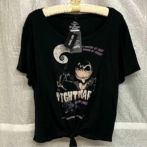 ꧁NWT꧂ The Nightmare Before Christmas Cropped Tie front Tee